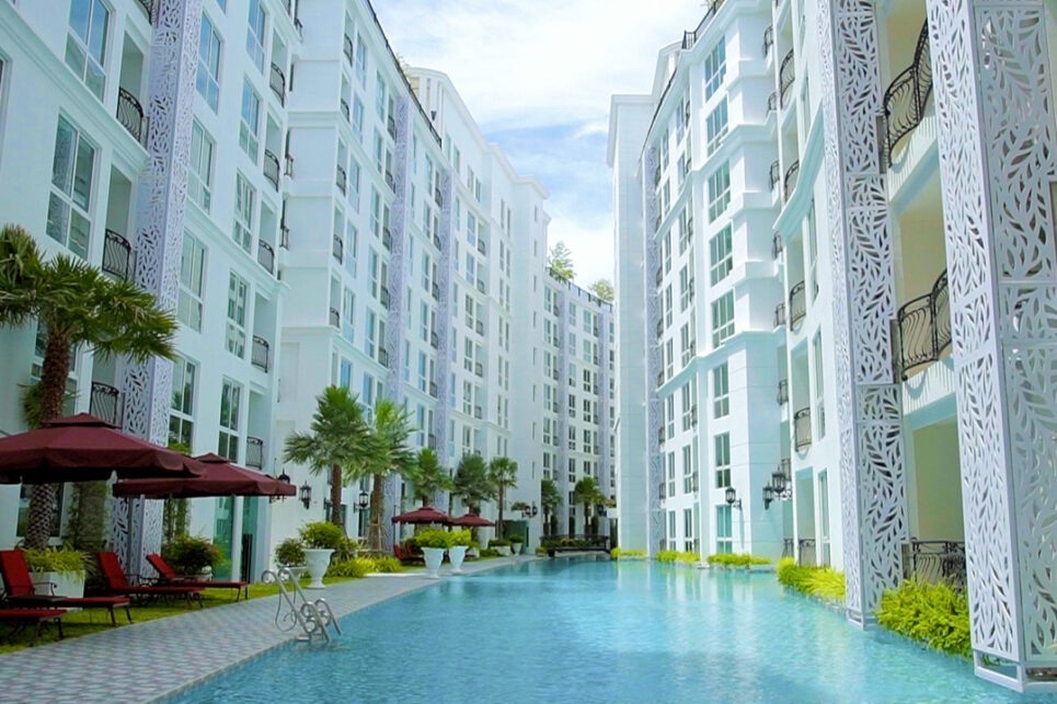 Real Estate in Pattaya that have Fresh and largest swimming pool