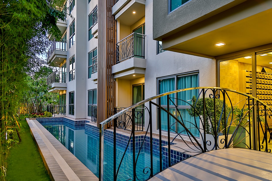 Property in Pattaya Pool View Balcony