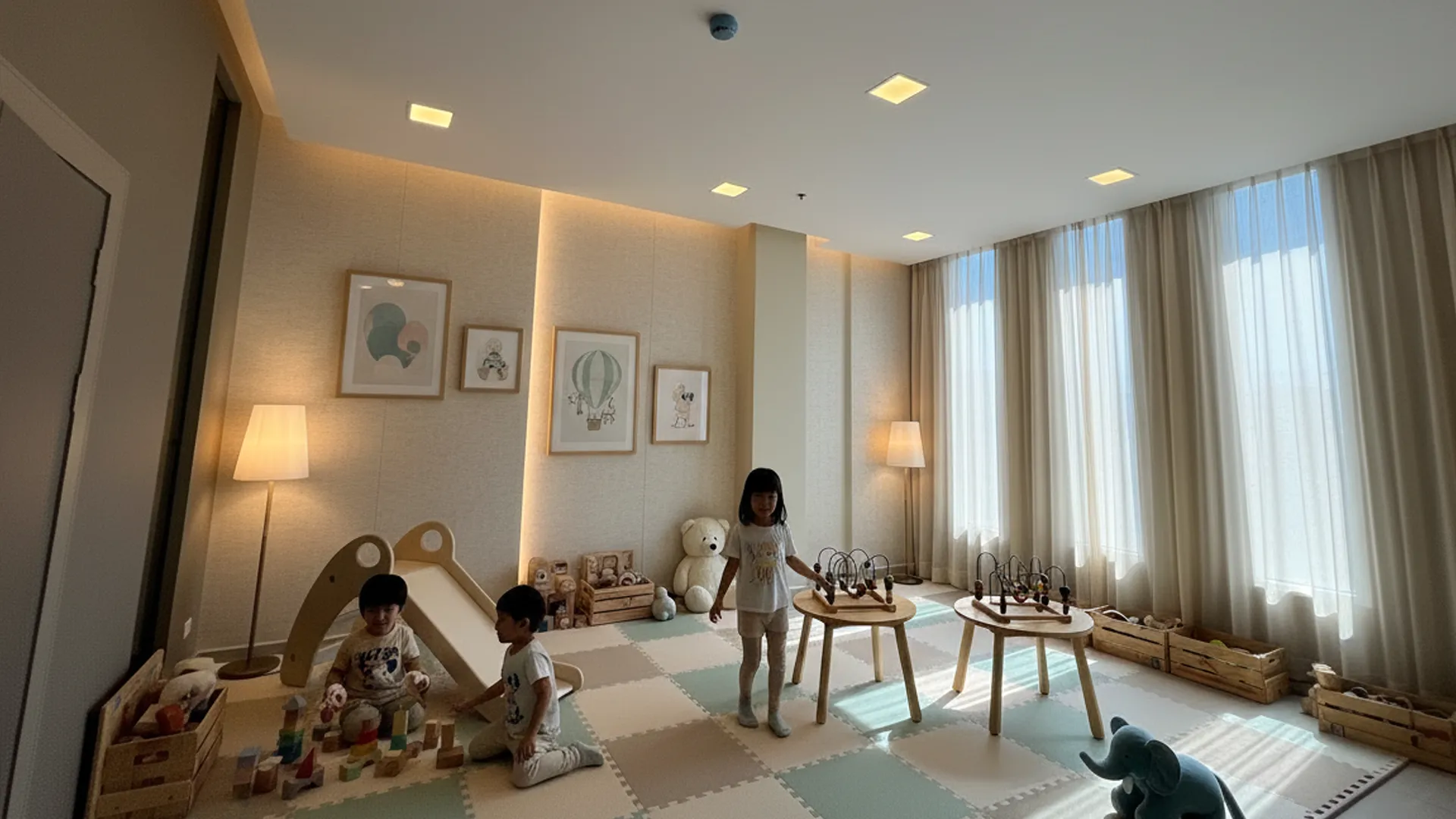 Marina Golden Bay Kids' Room